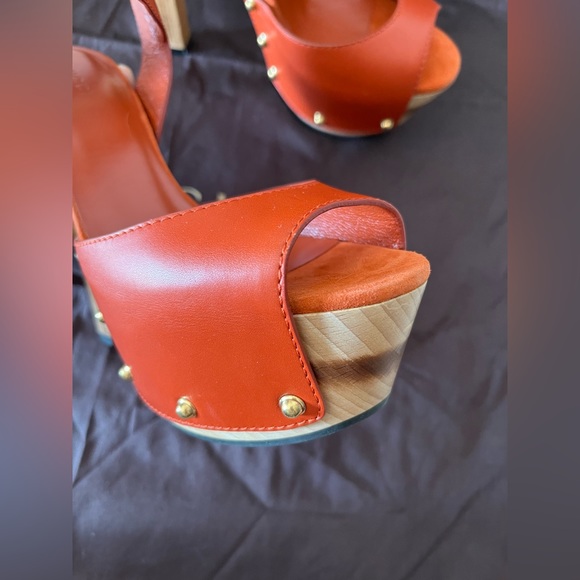 ***SOLD***New Authentic Gucci Leather Bamboo Buckle Wooden Platform Sandals - Picture 5 of 17